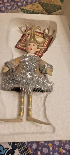 Patience Brewster McKenzies Child Tall caroler reindeer ornament 56.85433 New