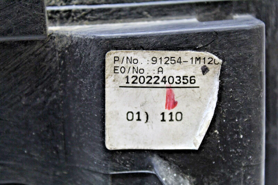 912541M120 Kia Forte 2011 caja de fusibles relé unidad módulo 952 4B9 B2 Foto 3 de 4