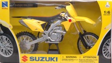 MODELLINO MOTO CROSS STATICO NEW RAY SUZUKI RMZ450 MODELLISMO SCALA 1:6
