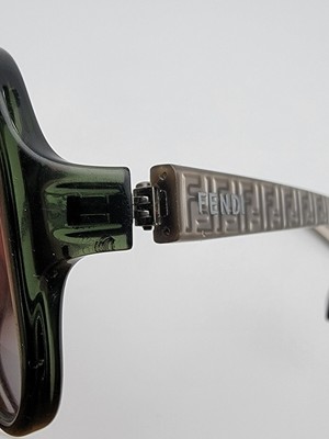 Fendi FS5274 315 Crystal Green Frame Grey Gradient Lens Sunglasses Italy 59mm Fendi FS5274 315 Crystal Green Frame Grey Gradient Lens  main image 2