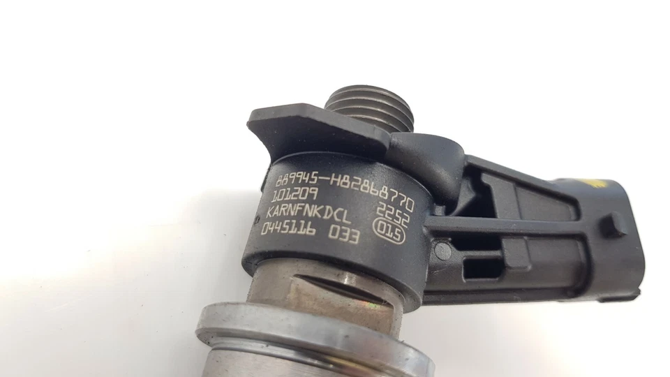 INYECTOR DE COMBUSTIBLE INFINITI M M30D 2012 3.0 DIÉSEL 175KW 889945H82868770 BOSCH Foto 2 de 4