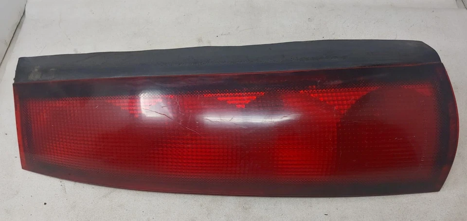 Luz trasera derecha pasajero Pontiac Trans Sport 1990-96 OEM Foto 2 de 4