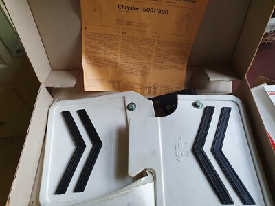 Dirt Catcher Simca Chrysler 1600/1800 White Dirt Catcher Set 