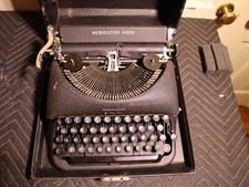 Rermington De Lux Model 5 Portable Vintage Typewriter Working Good Ink thumbnail