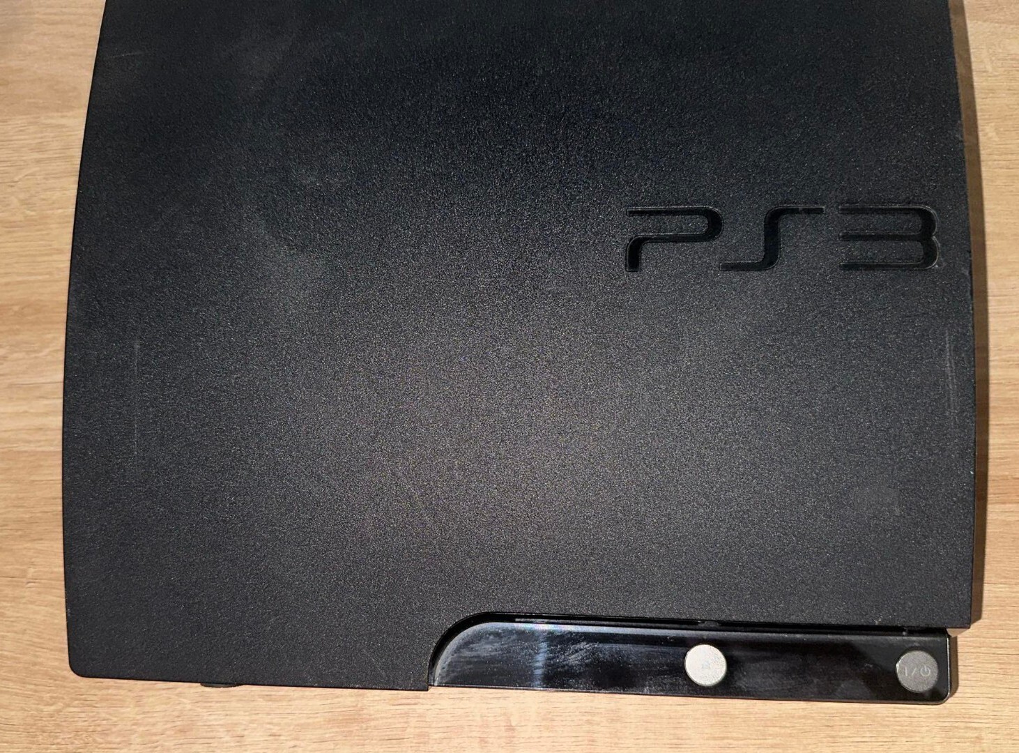 Sony Playstation 3 PS3 CECH2001A Console Turns On Works! READ