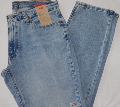 LEVIS 541 Athletic Taper Jeans Stretch Extra Room in Seat & Thigh Seven Reasons
