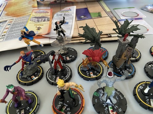 DC Heroclix Hypertime Premier Edition Game WizKids 2002 35 Heroclix Figures - Picture 8 of 19