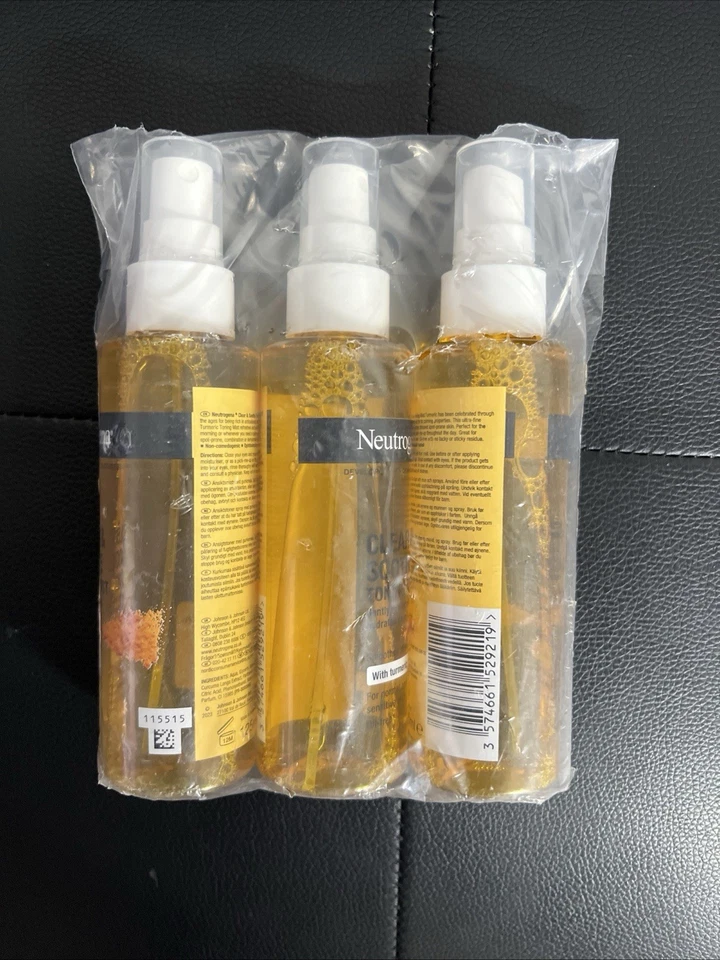 Neutrogena Clear and Soothe Toning Mist Turmeric, 4.2 Oz, - Image 2 of 2