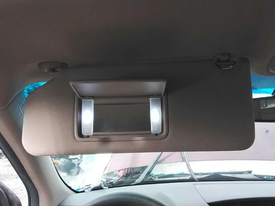 Used Left Sun Visor fits: 2010 Honda Pilot illuminated Left Grade A - Изображение 2 из 4