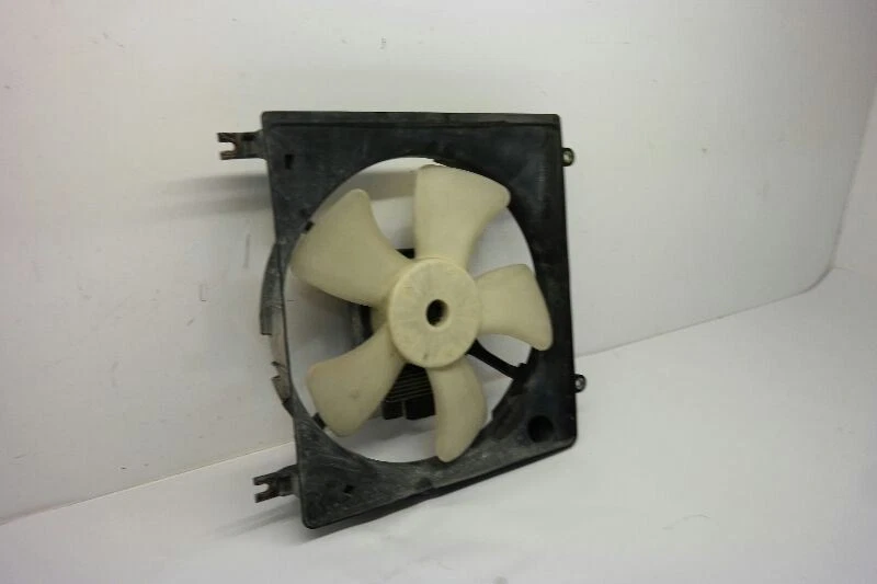 00-05 CHRYSLER SEBRING CUPÊ RADIADOR 5 LÂMINAS FABRICANTE DE EQUIPAMENTO ORIGINAL - Imagem 2 de 4