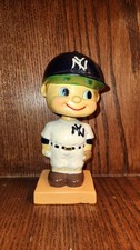 New York Yankees Square Color Base Baseball Nodder Bobblehead Original Vintage