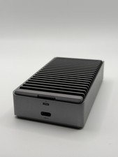 UGREEN USB4 M.2 NVMe SSD Enclosure 40Gbps Aluminum Dual-Sided Heatsink