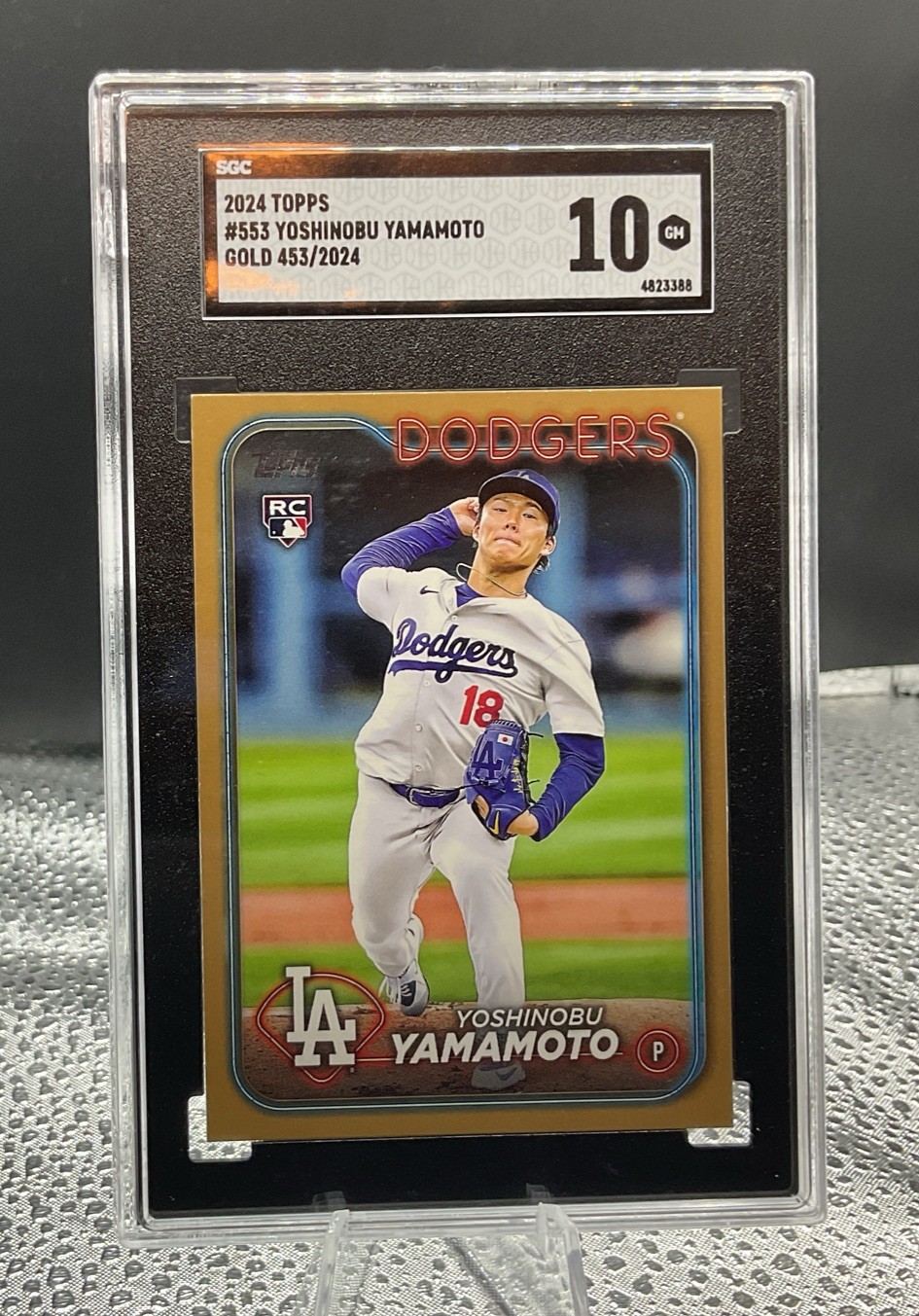 2024 Topps Yoshinobu Yamamoto Gold /2024 ROOKIE SGC 10 GEM MINT #553 LA Dodgers