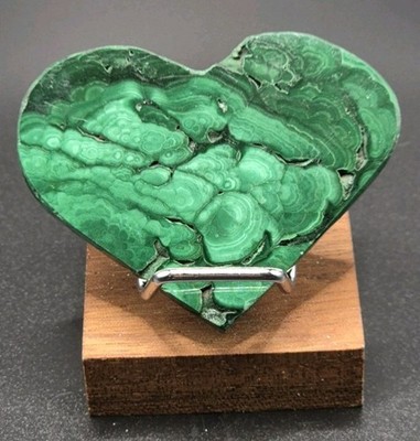 Natürliche Malachit Herzscheibe mit Ständer poliert grün Mineralstein Schnitzerei