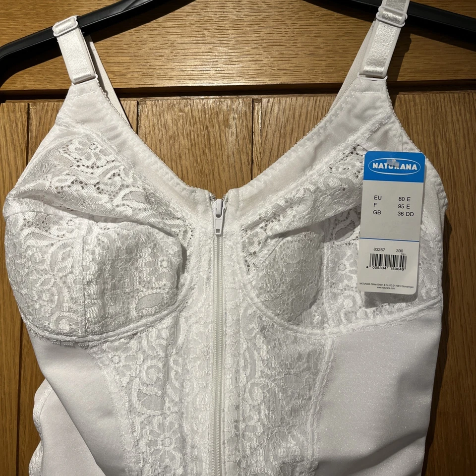 NUEVO CON ETIQUETAS BODY MODELADOR. TALLA 36DD, COLOR BLANCO SIN CABLES, POR NATURANA Foto 2 de 4