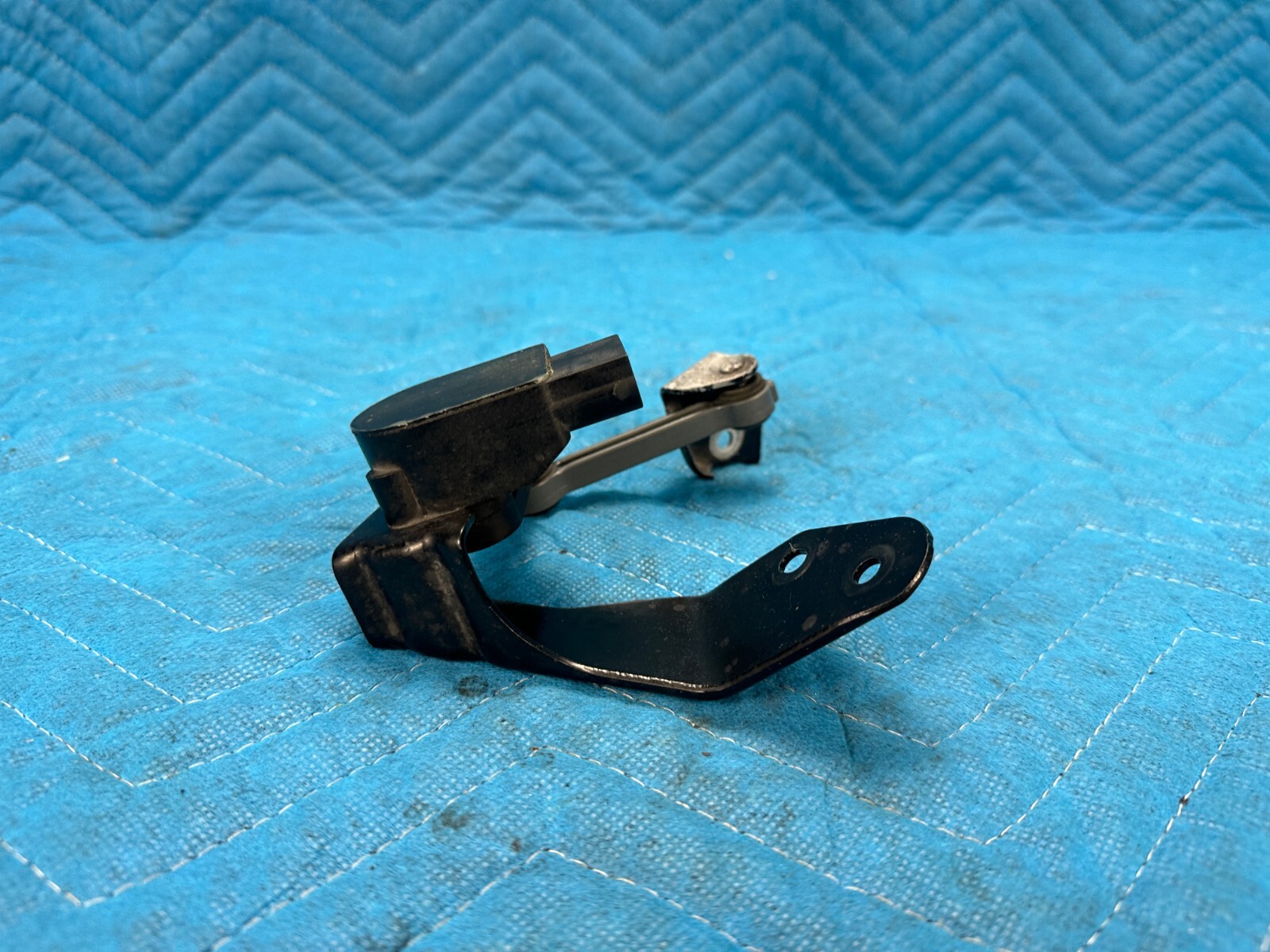 Bentley Cont Flying Spur Rear Height Level Sensor Driver Side 29k 2006-2012 OEM
