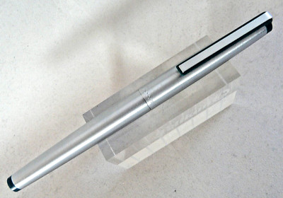 Geha Style Füller 712 # Patronenfüller # Metall matt # smaragdgrün  #(1257)
