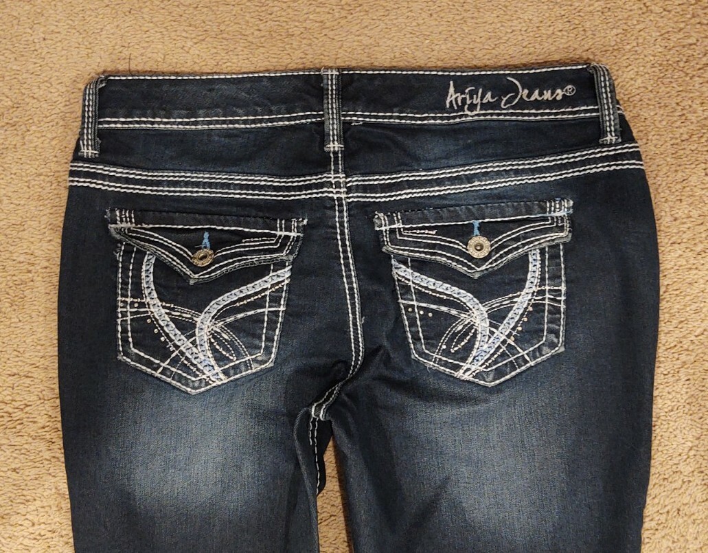 Ariya jeans 9/10 Dark Wash Stretch Skinny Jeans Embellished