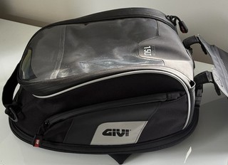 Givi Xstream Expandable Tank Bag 15lt