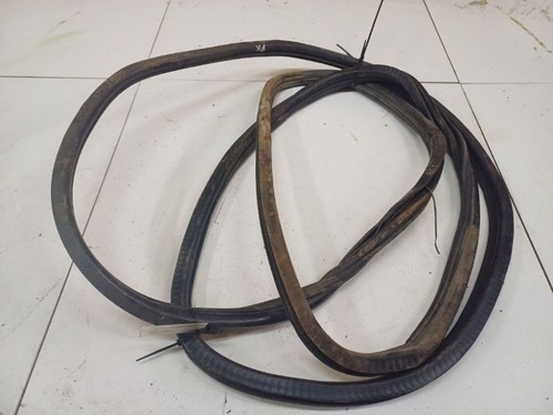 Türer Türgummi Türdichtung Dichtung Vorne Linke  Volkswagen L DE2595825-99