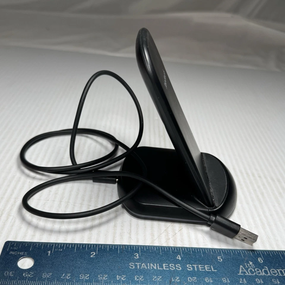 Cargador Inalámbrico Yootech, Soporte de Carga Máximo 10W, Compatible Negro Foto 4 de 4