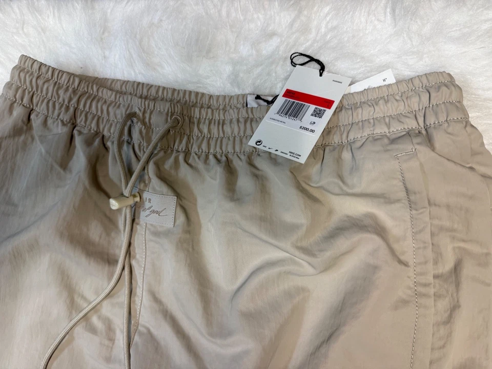 Pantalones de calentamiento de nailon Nike X Fear Of God de la NBA talla grande CU4684-271 Foto 4 de 4