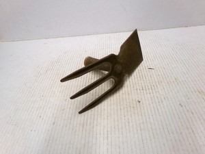 3 Tine Hand Cultivator Rake Claw Hoe Vintage Garden Tool Head