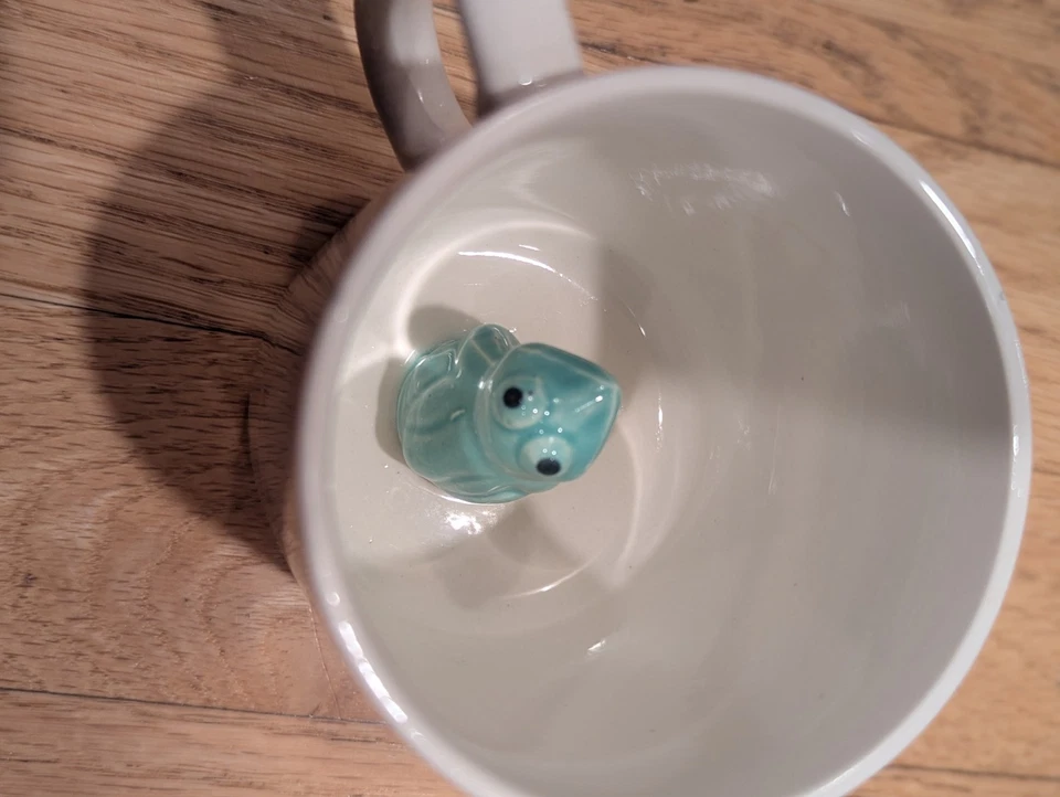 Винтажная кофейная/чайная кружка чашка с 3D лягушка в нижней части чашки сделано в Японии - Изображение 2 из 4