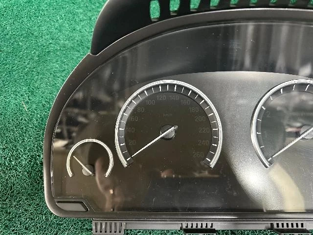 BMW 750Li 2009 grupos de instrumentos Foto 2 de 4