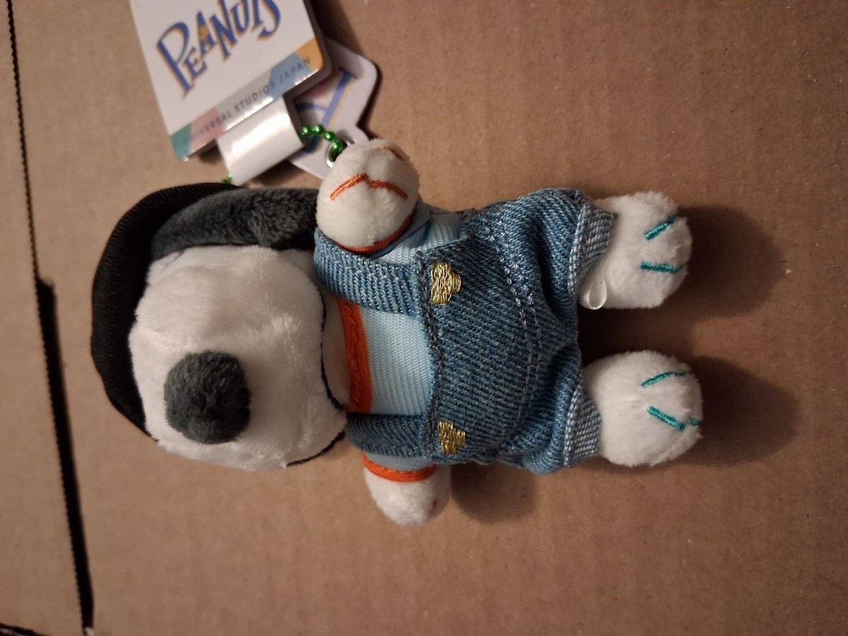 MN170 UNIVERSAL STUDIOS JAPAN USJ Peanuts Snoopy Plush Key Chain