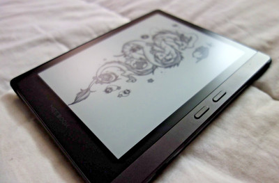 Meebook M7, 7 inch e ink tablet, 3GB RAM, 32GB memory, SD card slot, folio