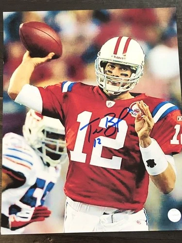Tom Brady Signed Autograph 8x10 Photo. Patriots. COA . HOF