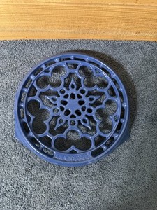 Le Creuset Blue Trivet Made In France Cast Iron Enamel Round. 8” X 8”. Vintage.
