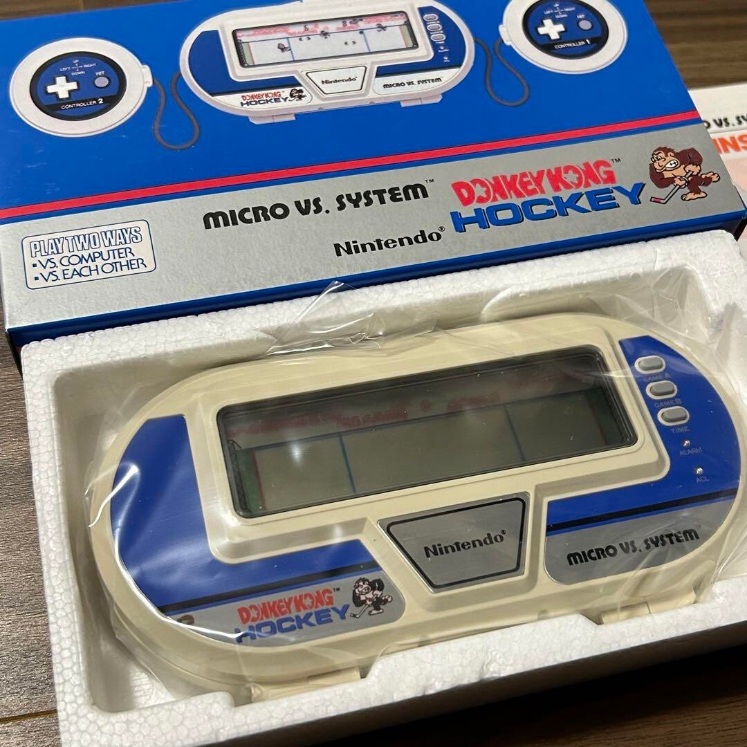 Nintendo Donkey Kong Hockey Game & Watch Micro VS System Hobby