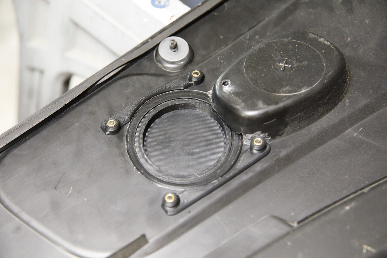 Audi R8 08-15 Brake Fluid Cap Portal Kit Access Panel by ESP