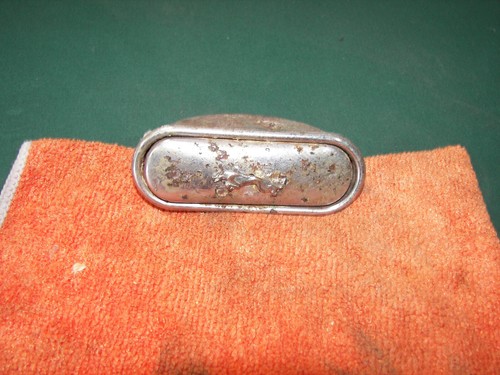 Early Jaguar E-Type Ashtray w/out Wings - Picture 2 of 3