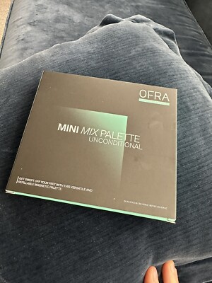 OFRA X HOT MESS MOMMA Mini Mix Face Palette - Unconditional