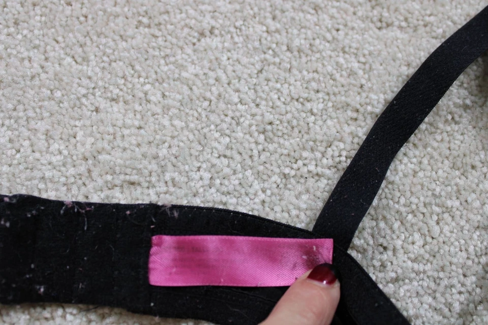 Fruit Of The Loom Black Rhinestone 38C Bra - Image 2 of 4