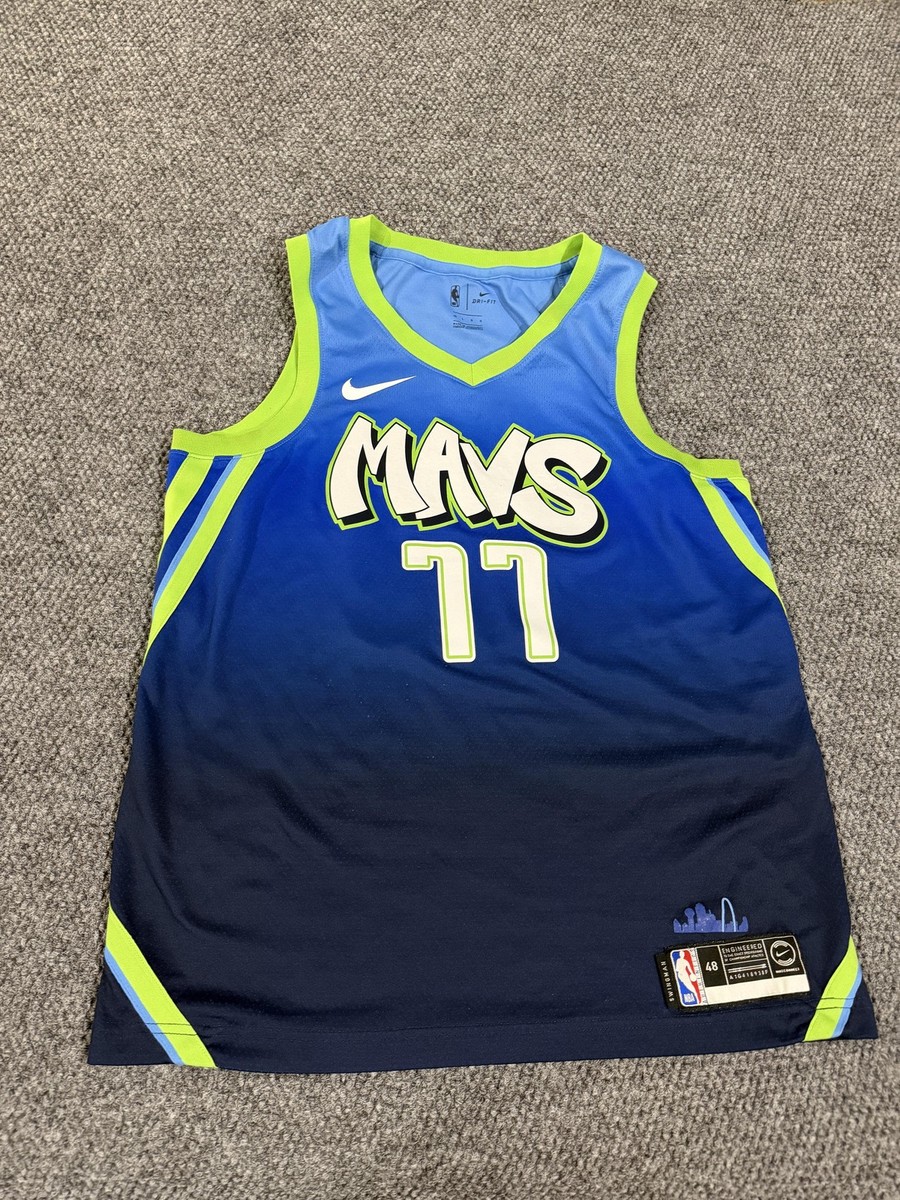 Dallas Mavericks Jersey Mens large 48 Blue NBA Basketball Luka
