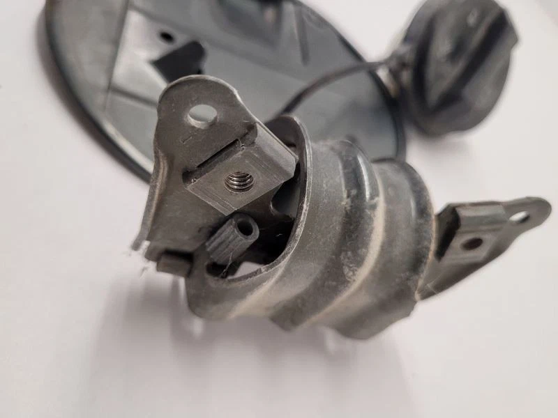 2004-2012 10 CHEVROLET COLORADO Fuel Filler Door Blue 10385418    - Image 4 of 4