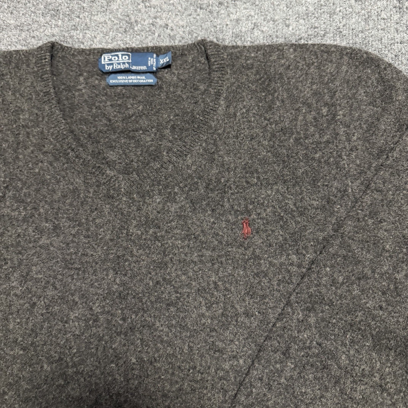Vintage Polo Ralph Lauren Gray 100% Lambs Wool Vneck Sweater Size Large Gray