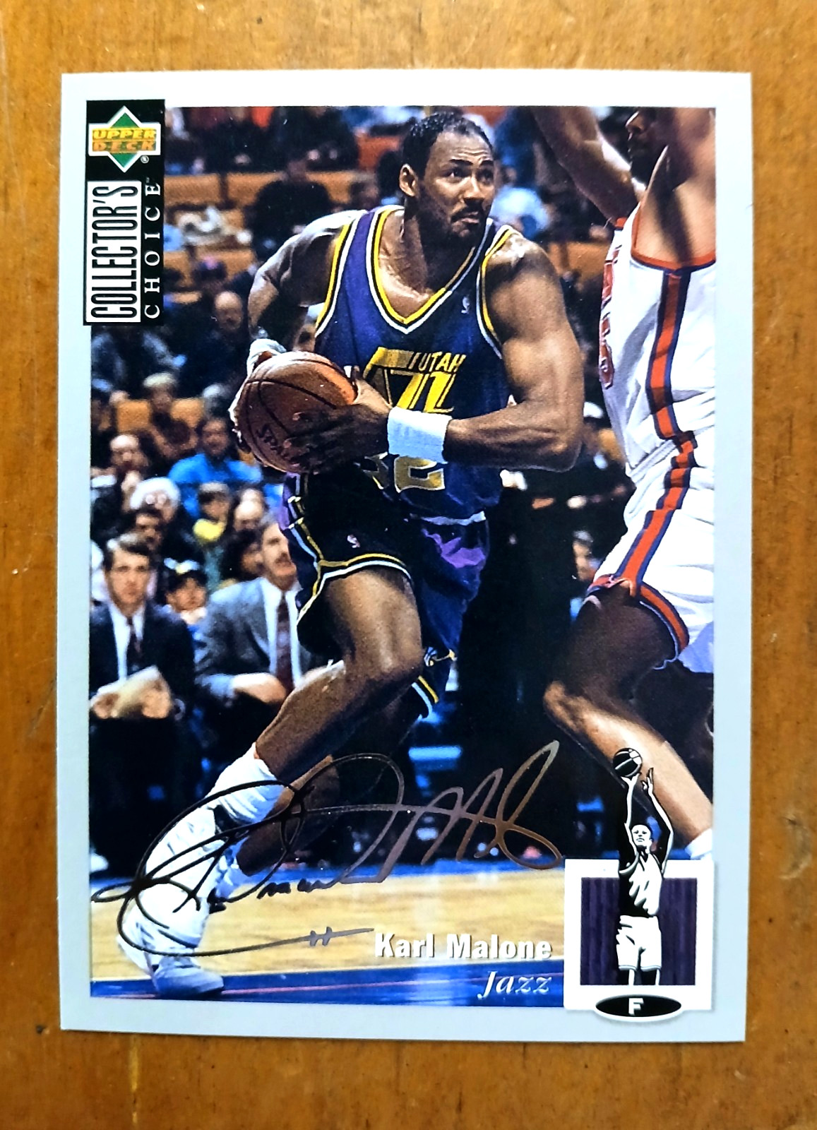 1994-95 Upper Deck Collector's Choice #32 Karl Malone Silver Signature Utah Jazz
