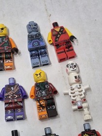 Lego Ninjago Minifigure Parts Lot Incomplete Pieces Lloyd Golden/Skybound++