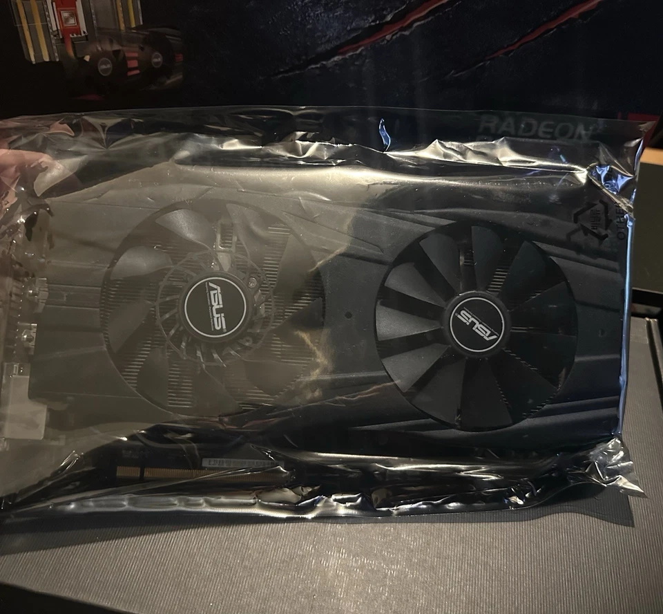 ASUS DirectCU II  R9290X  GDDR5 PCI Express 3.0 Graphics Card R9290X-DC2OC-4GD5 - Image 3 of 4