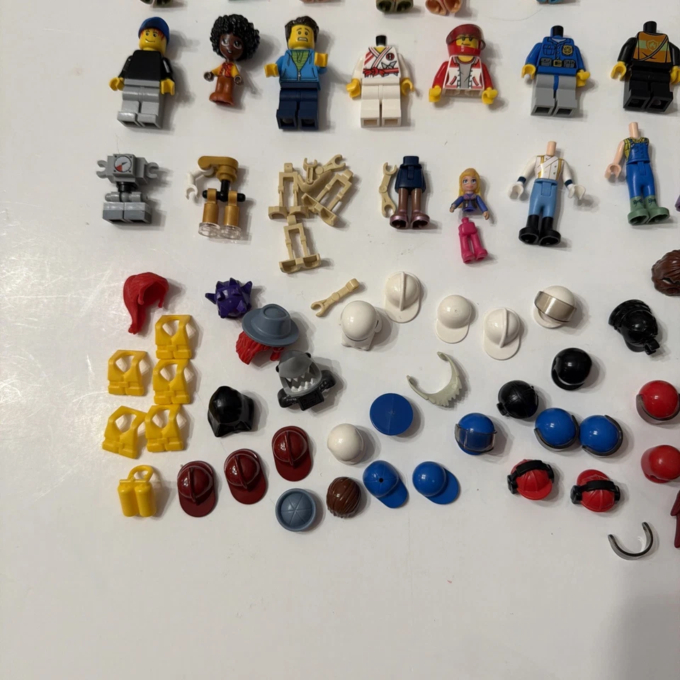 LEGO Minifigure Lot 70+ pcs City Friends Ninjago Star Wars Super Heroes Mix - Image 4 of 4