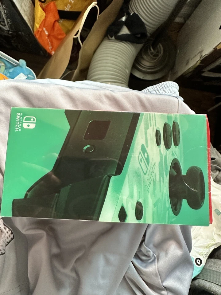 PDP Faceoff Wireless Deluxe Switch Pro Controller - Pink (Wireless Sans Fil) - Image 3 of 4