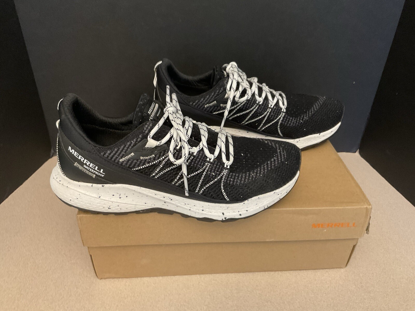 Nuovo! Scarpe da trekking impermeabili da donna Merrell Bravada 2. Taglia 10 5. Belle scarpe!