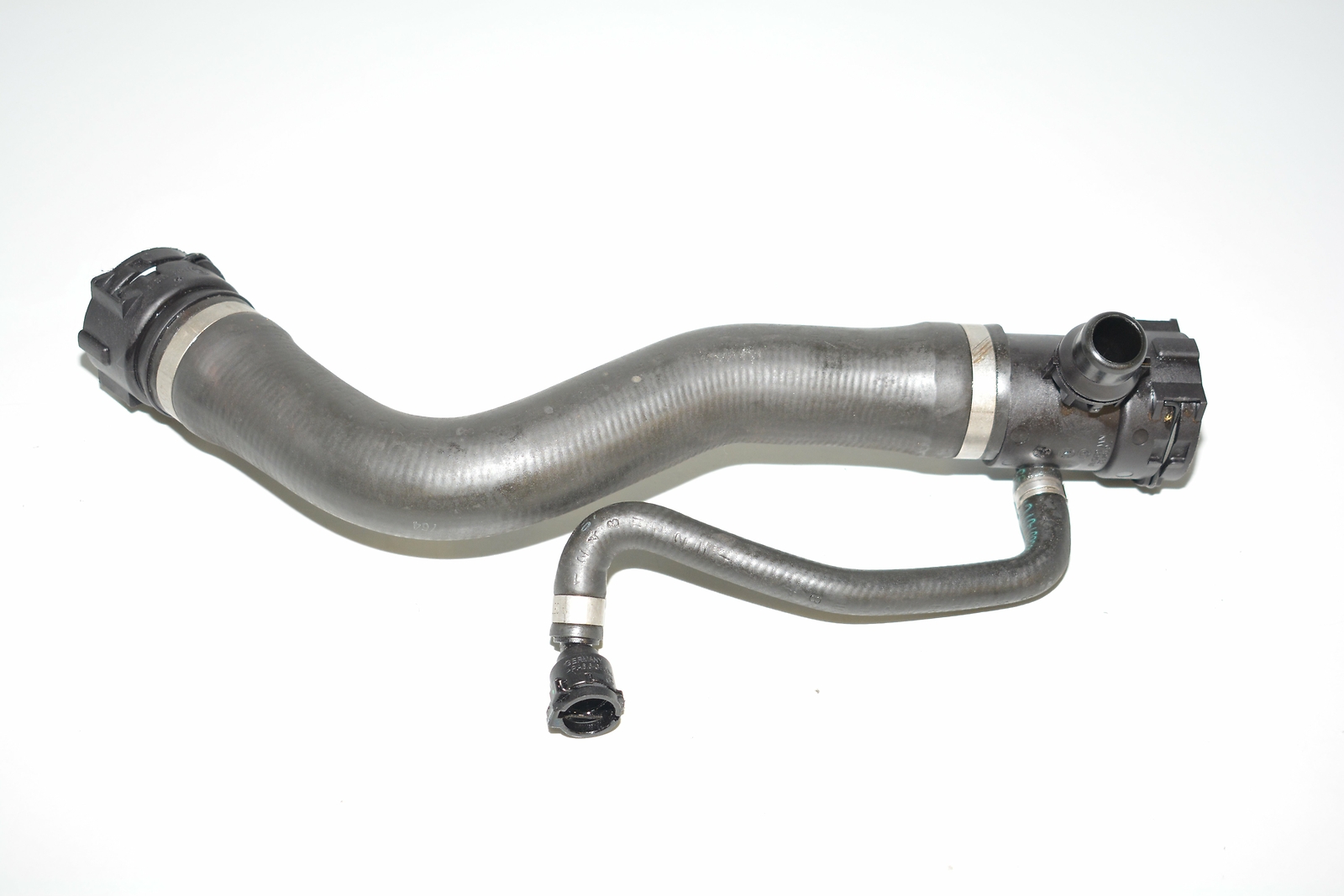 BMW F30 328i xDrive Kuhlmittelschlauch Coolant hose 7596837  