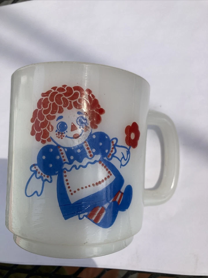Caneca de café Raggedy Ann and Andy vidro leitoso branco - Imagem 3 de 4