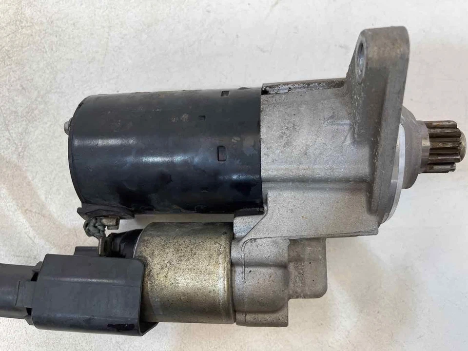 Se adapta a VOLKSWAGEN GOLF GTI 2006-2014 2,0 L AT motor de arranque Bosch OEM probado Foto 3 de 4